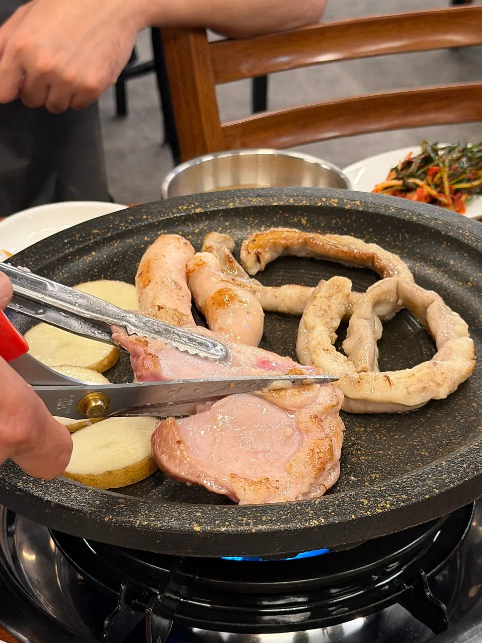 Glossy grilled gopchang, makchang, and daechang