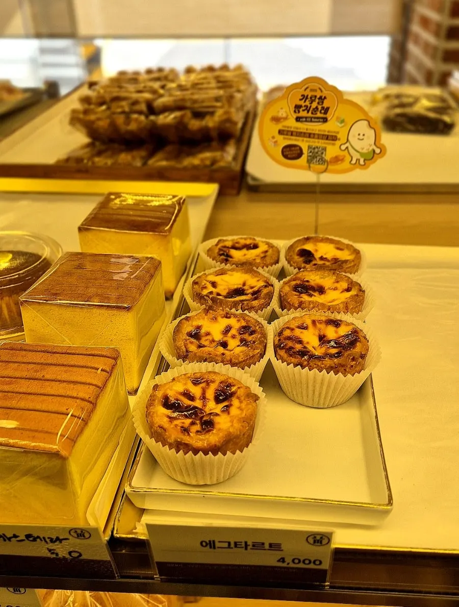Display of varied baked goods