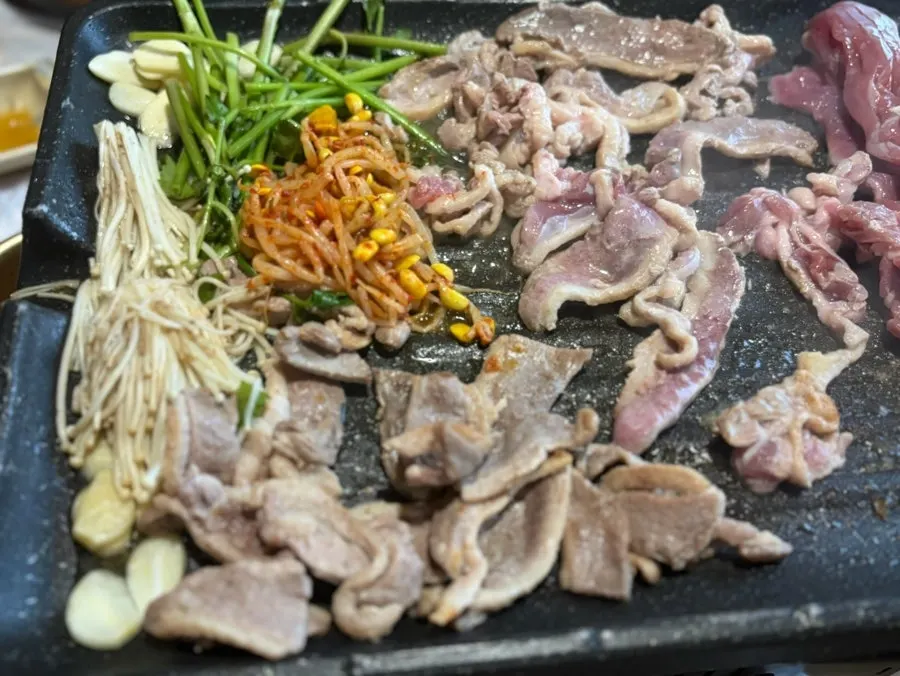 Duck with minari and mushrooms
