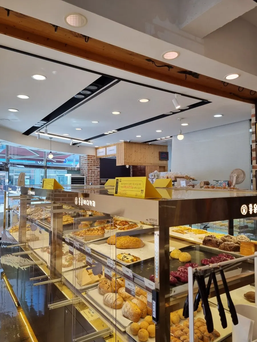 홍윤베이커리 판매 빵과 음료