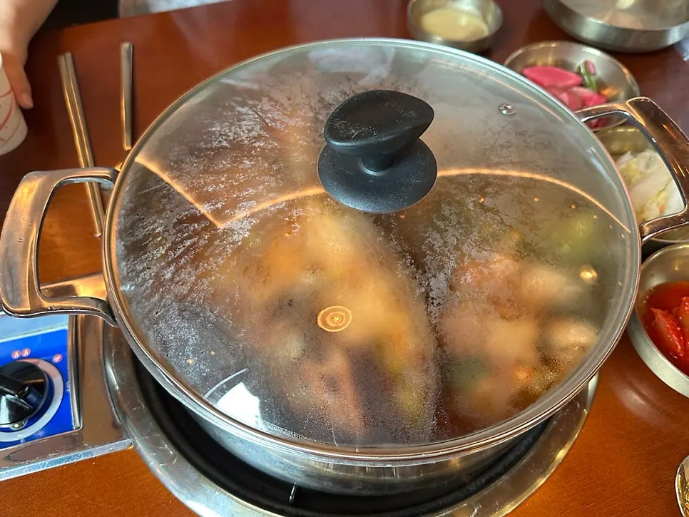 Cooking timer placed on the table