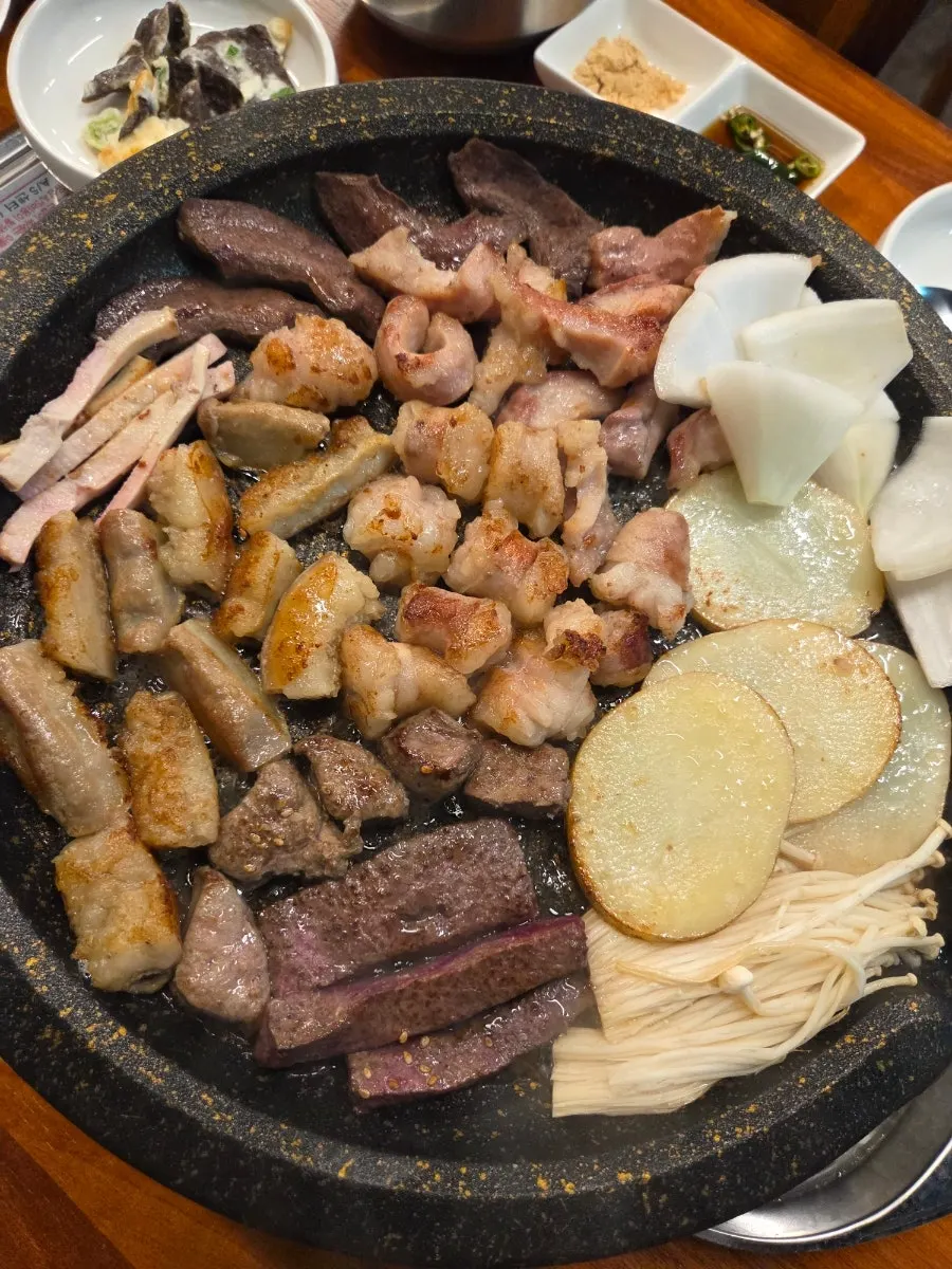 곱이 꽉 찬 한우 소곱창 구이