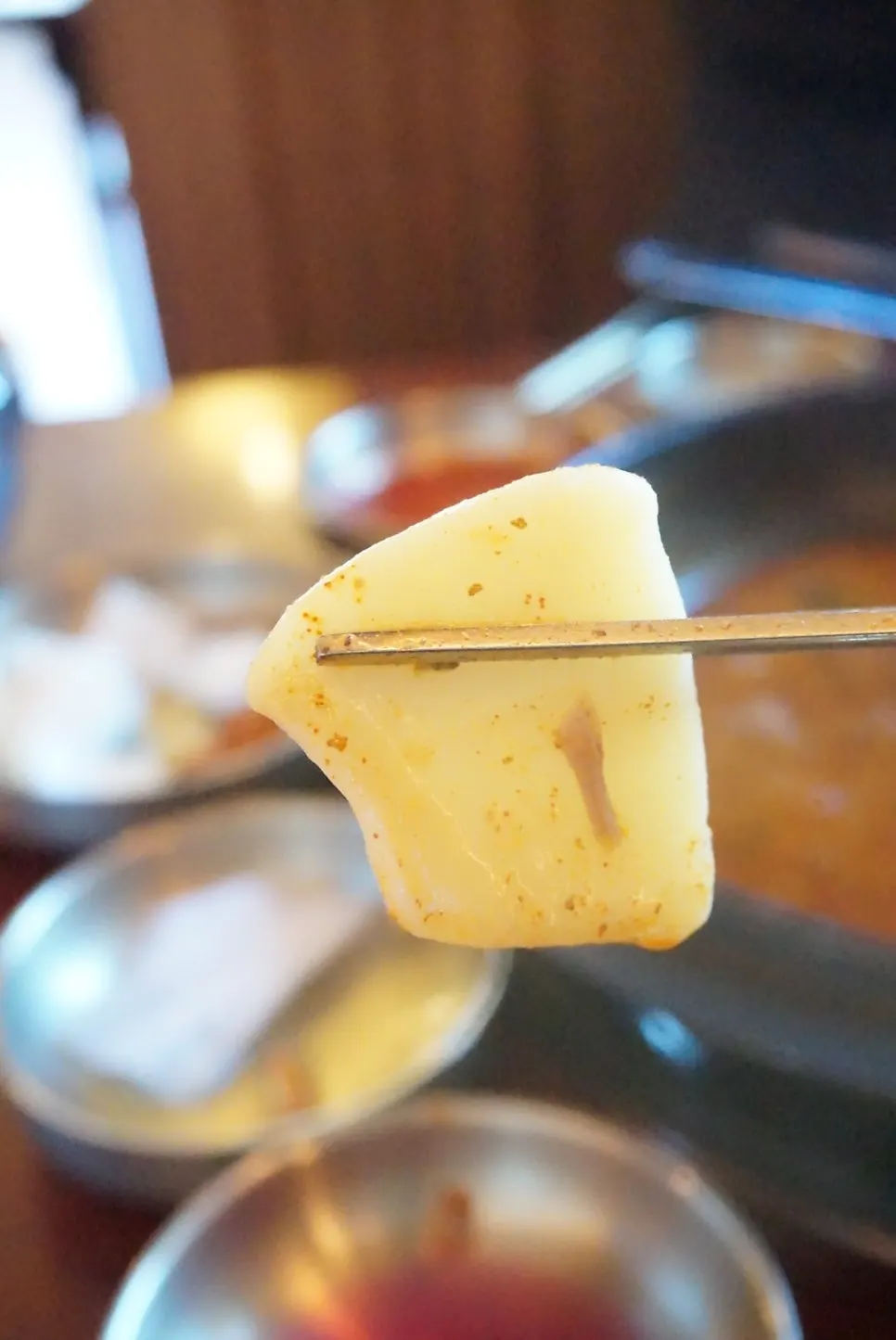 Fluffy potatoes and chewy dumpling-soup noodles