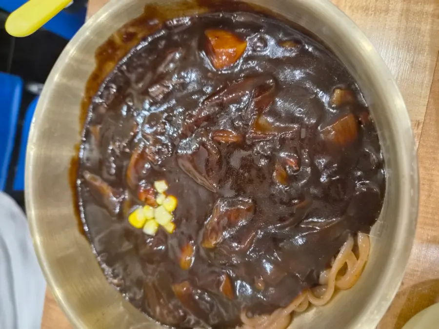 얼큰한 낙지 전복 짬뽕