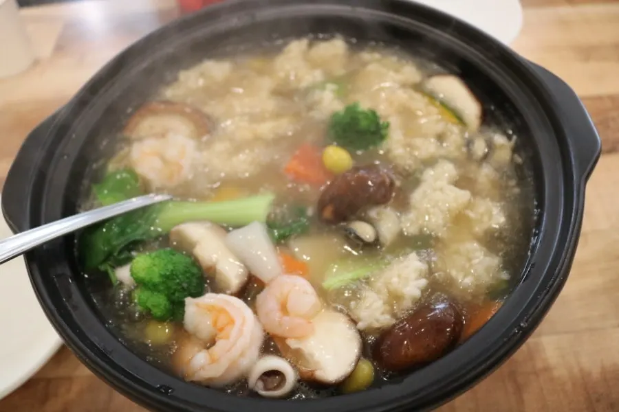Nurungjitang with seafood and vegetables