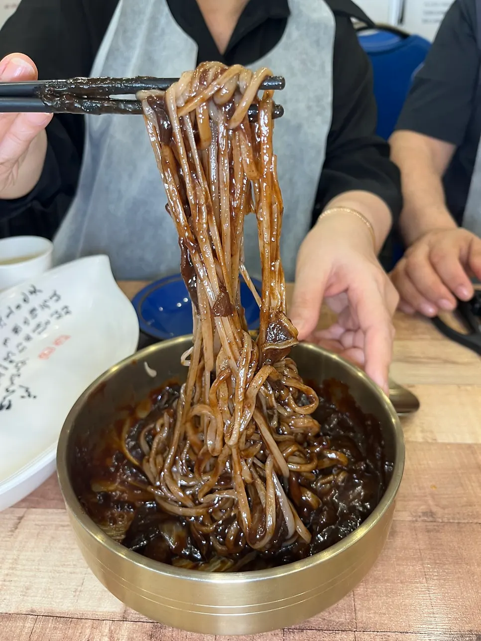 Jjajang made with chogyabeoseot noodles