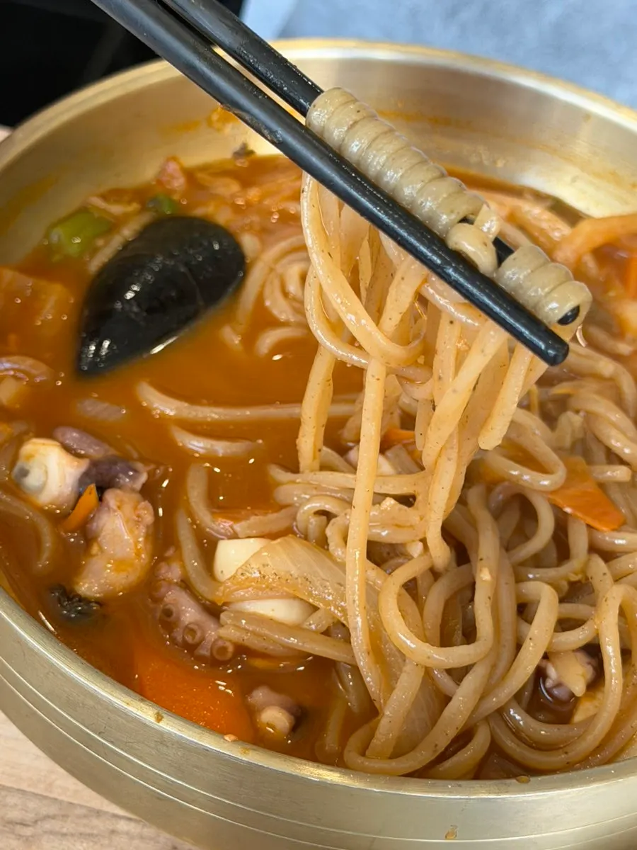 Jjambbong with octopus and abalone
