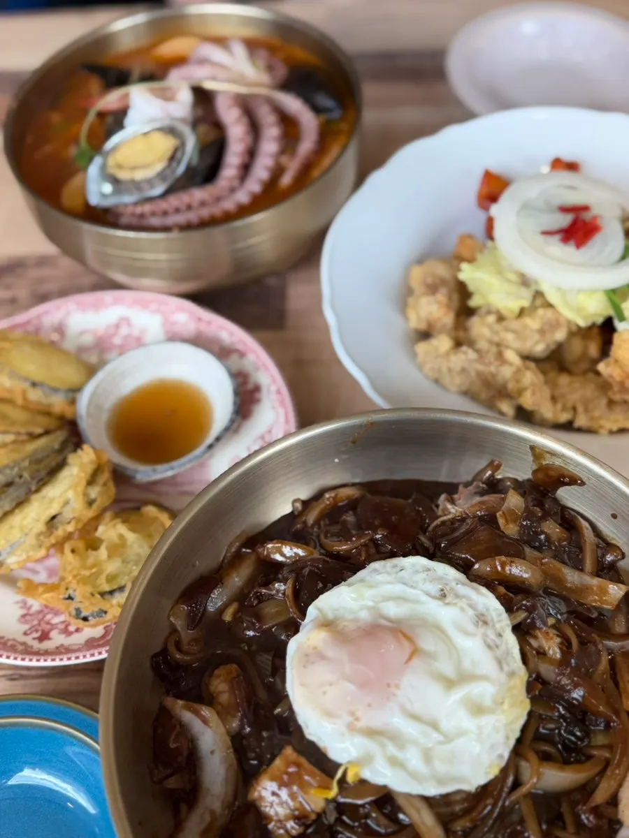Sweet Sichuan-style tangsuyuk and regular tangsuyuk