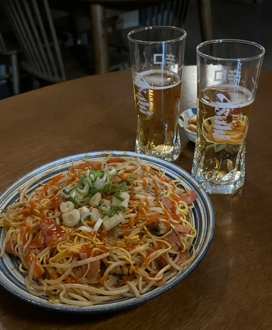 A plate of Muje's Sichuan seafood stir-fried noodles