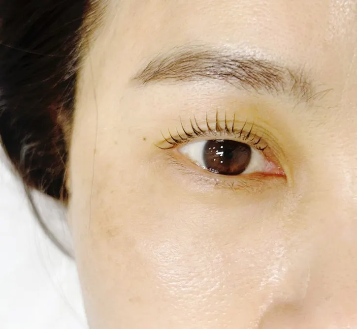Lash curl after the perm with only mascara applied