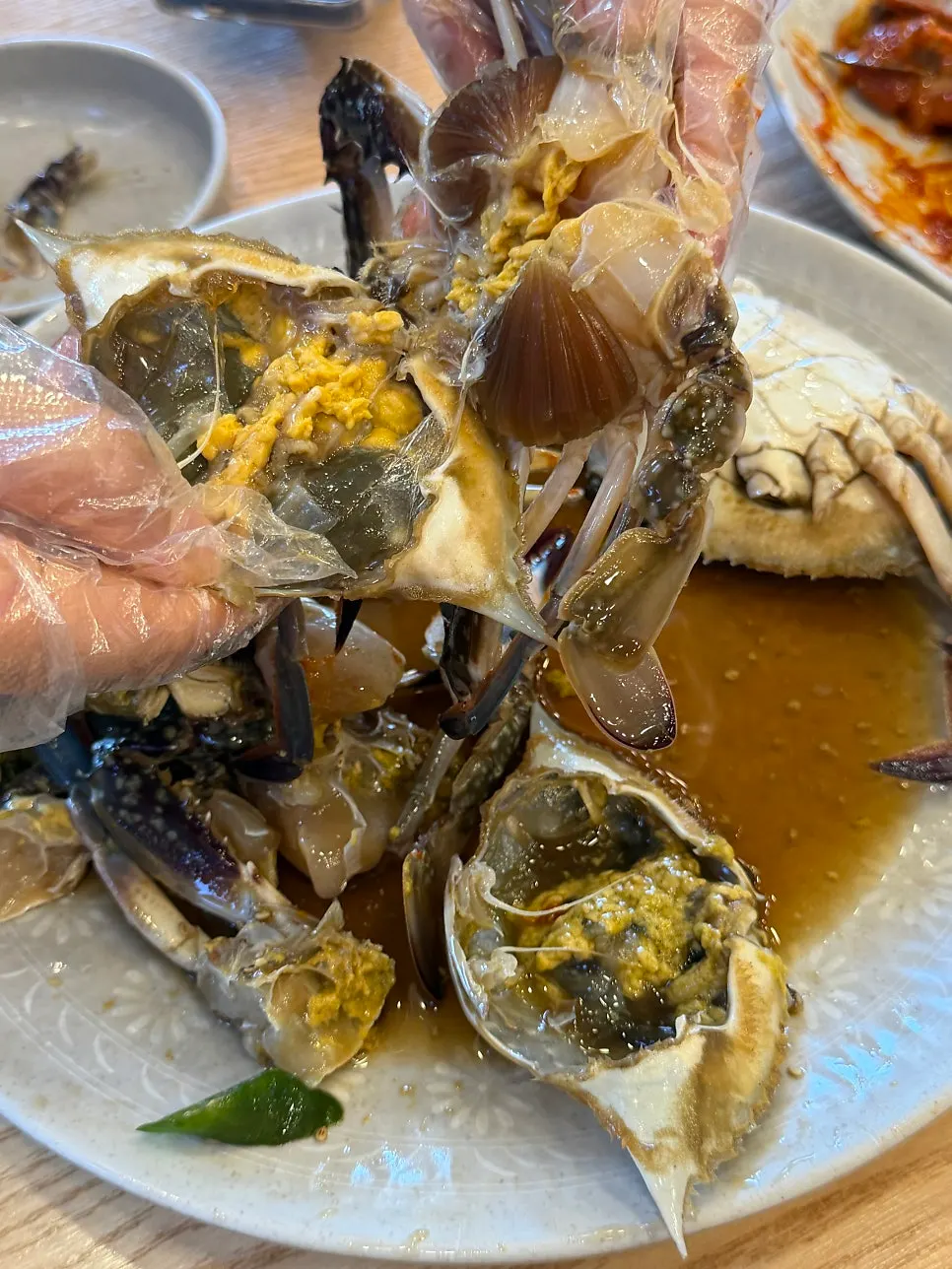 Refilled soy crab served again