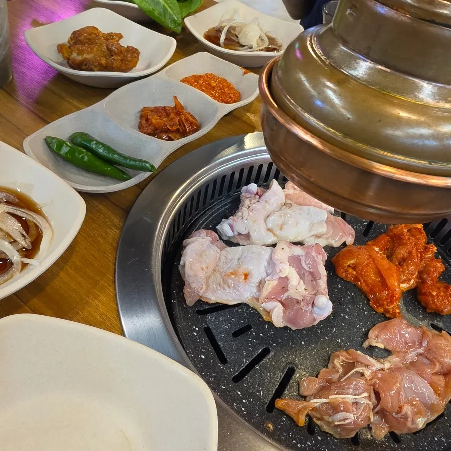All-you-can-eat sign at Bak Jeongmi Dakgalbi in Guro Digital Complex