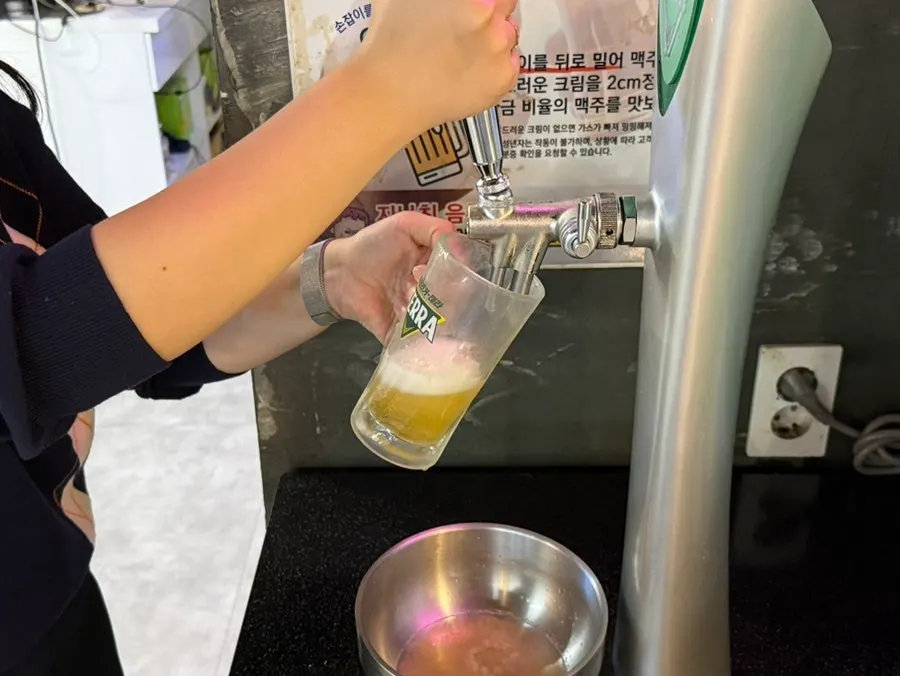 셀프로 따라 마시는 생맥주 기계