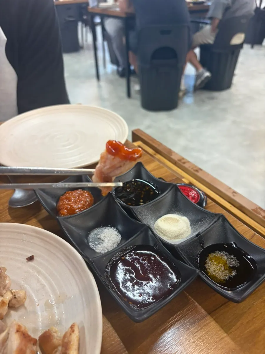 Tender salt-grilled dakgalbi finished cooking