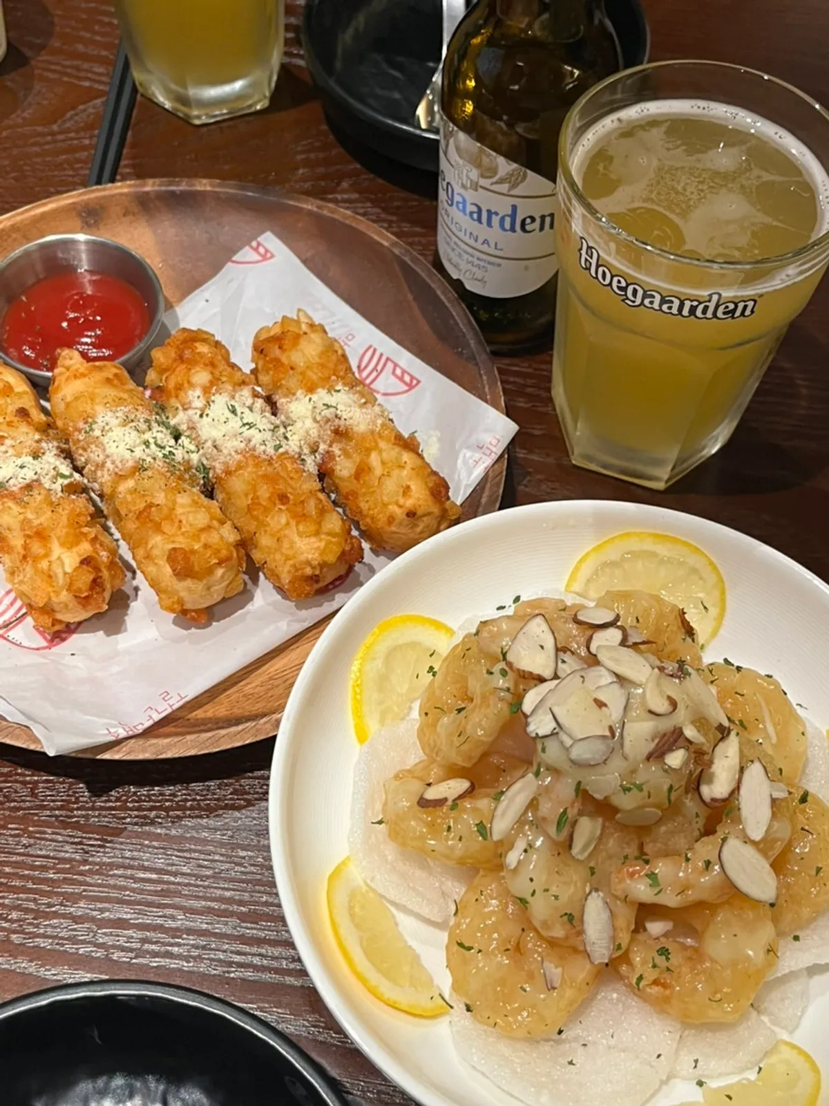 월간맥주 구로디지털단지역점 2차 맥주와 안주 상차림