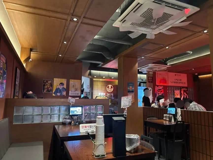 Interior of Monthly Beer's Guro branch with roomy table spacing