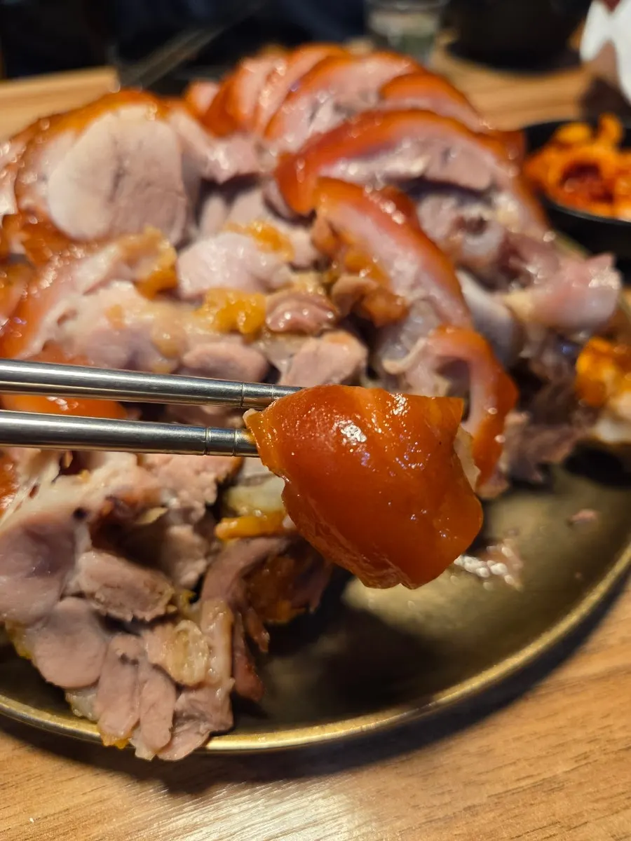 Close-up of tender front leg jokbal meat