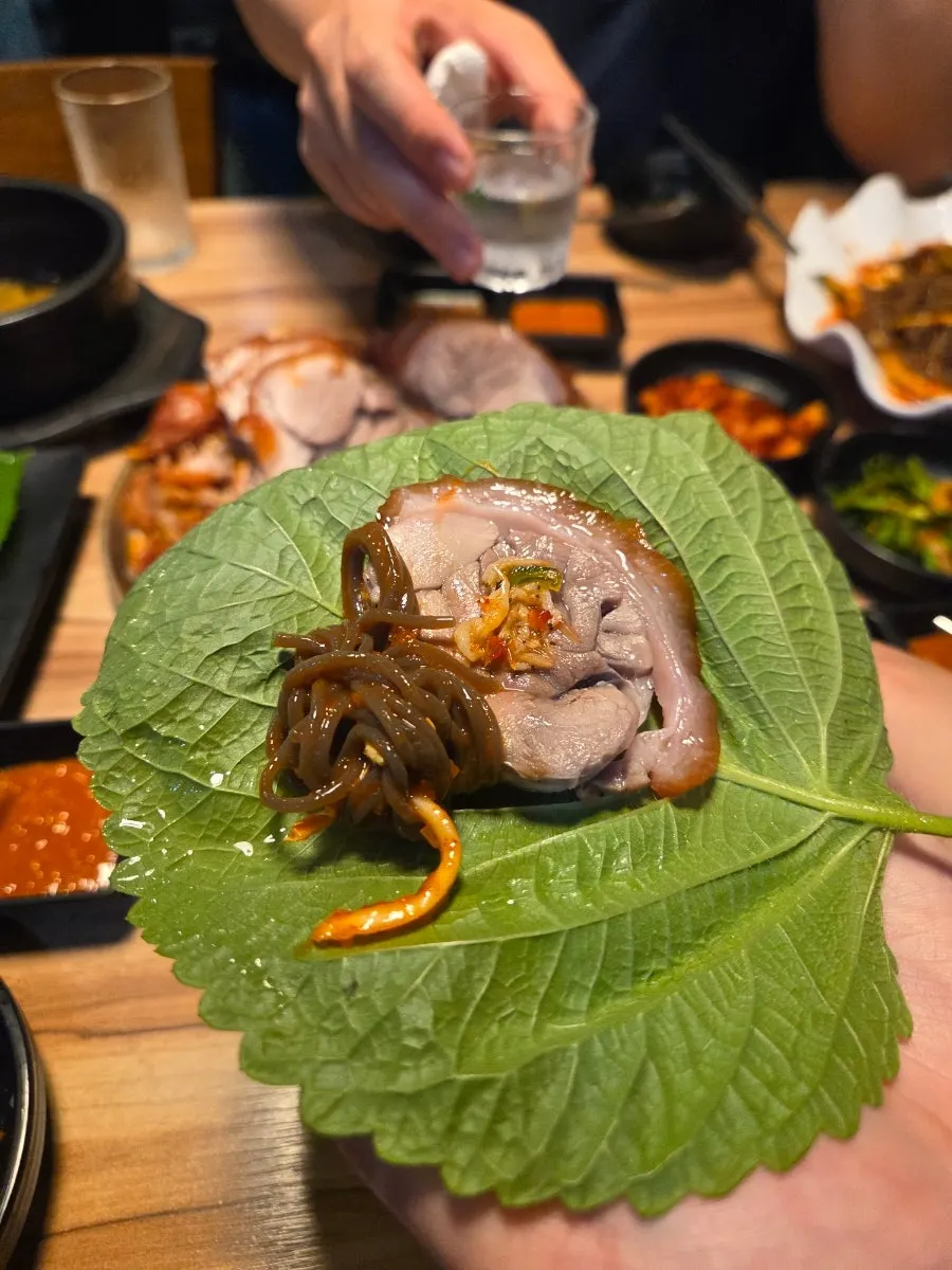 Small portion of jjaengban mak-guksu