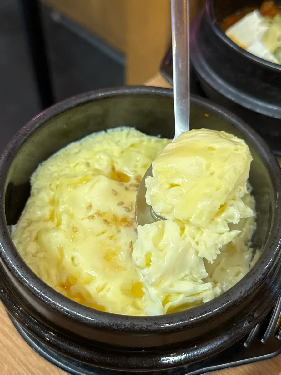 참기름 두른 뚝배기 계란찜