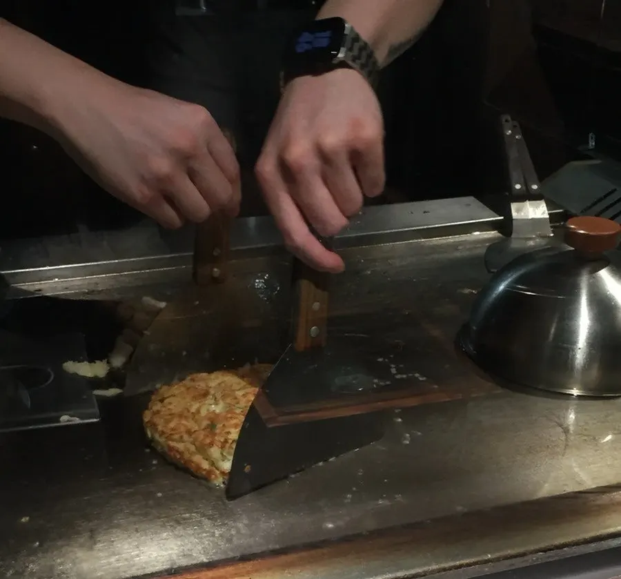 와규와 숙주, 새우가 담긴 트레이