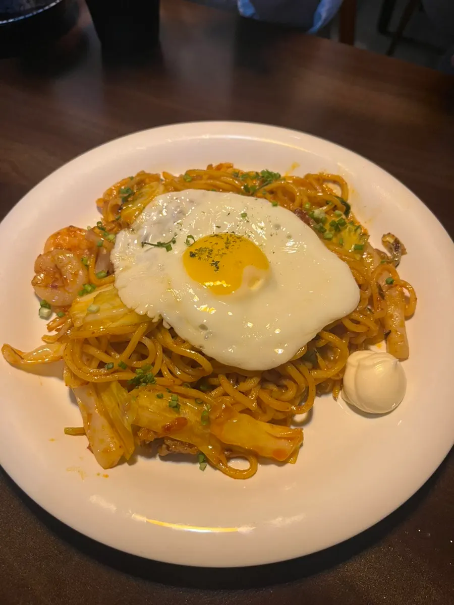 Karai yakisoba on the griddle