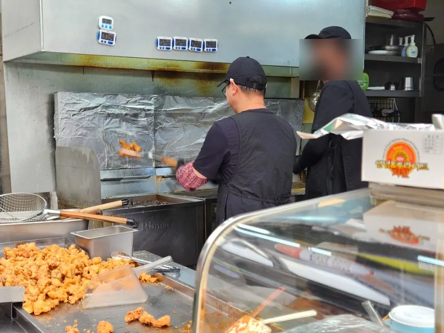 자양시장 김씨치킨 메뉴판