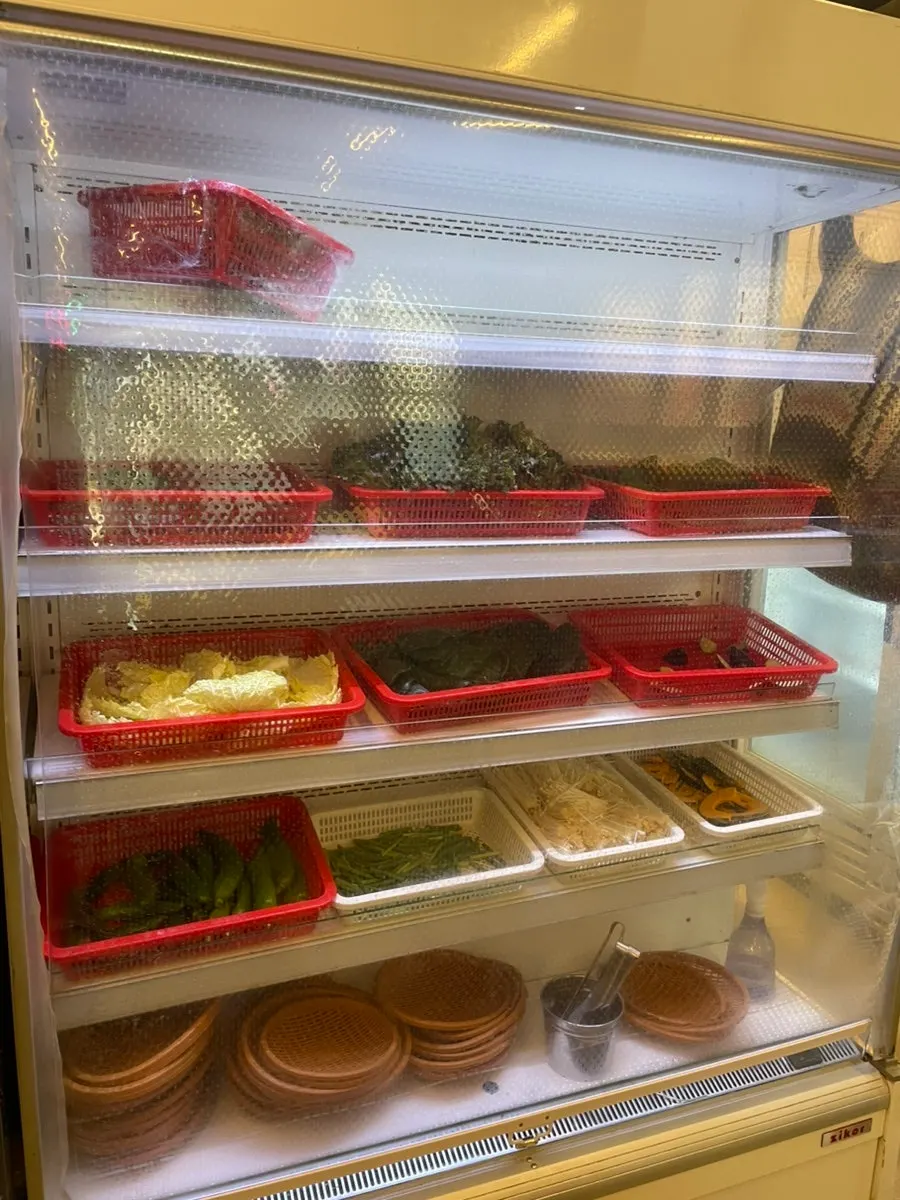 Wrap vegetables and accompanying vegetables