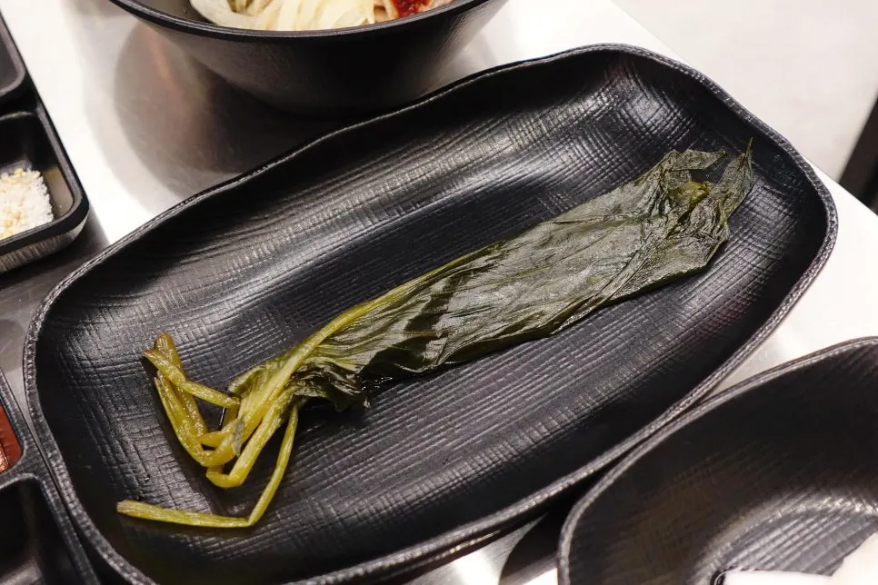 Wrap greens including angelica and kale