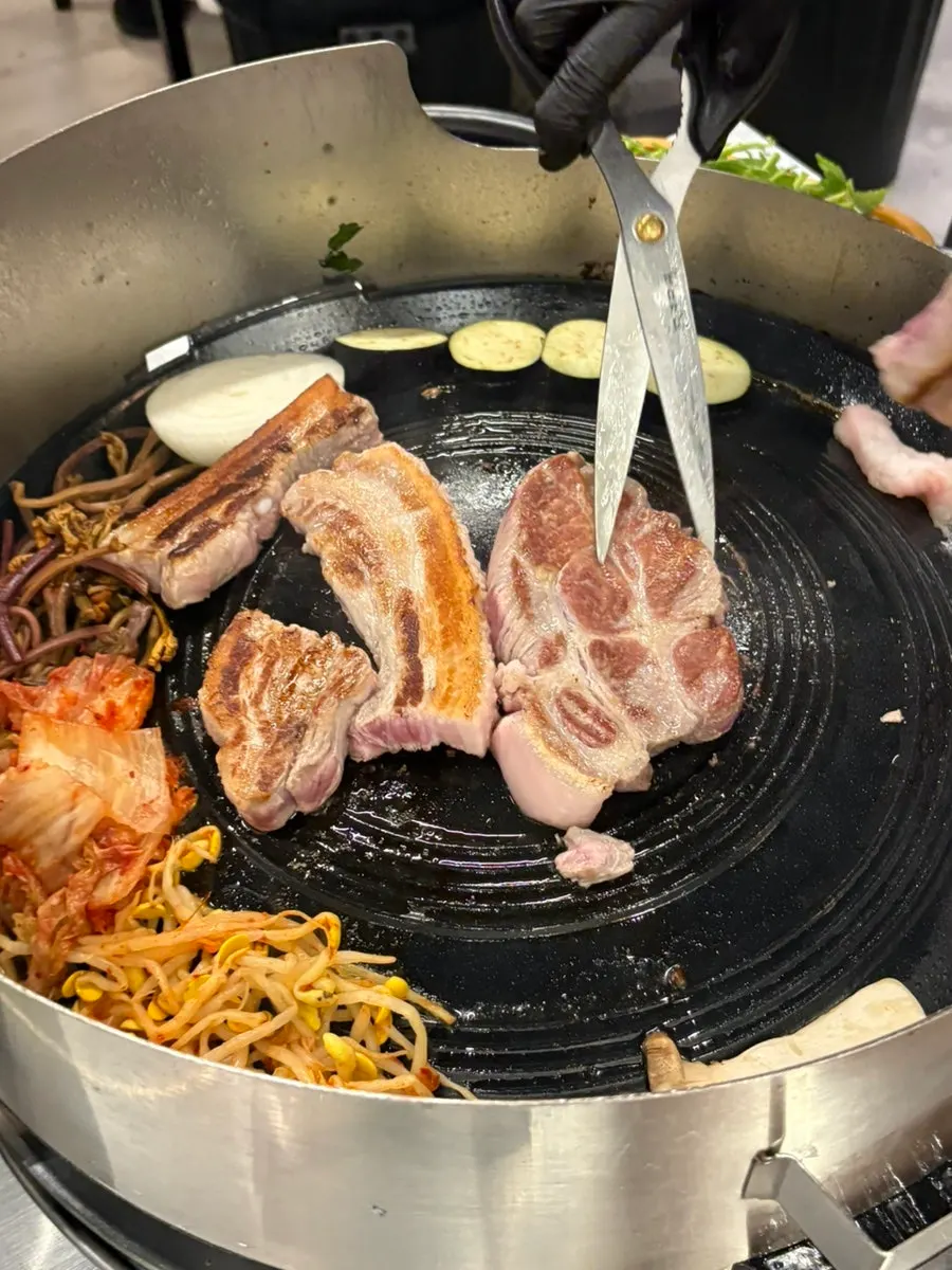 Pork belly cut into bite-sized pieces