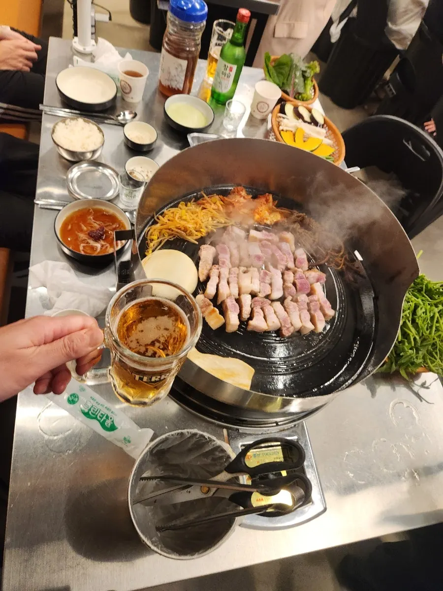 Wrap vegetables and grilling vegetables from the self-bar