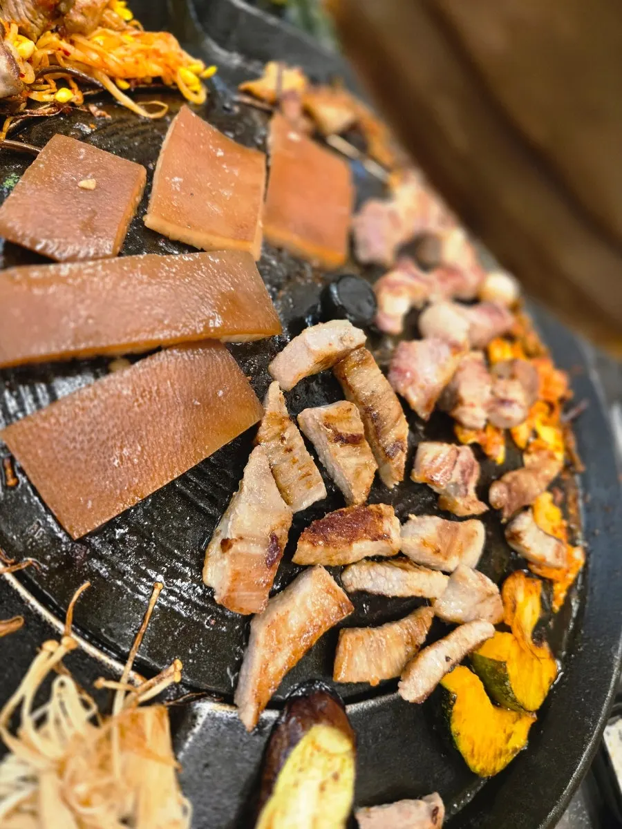 두툼하게 구운 목살