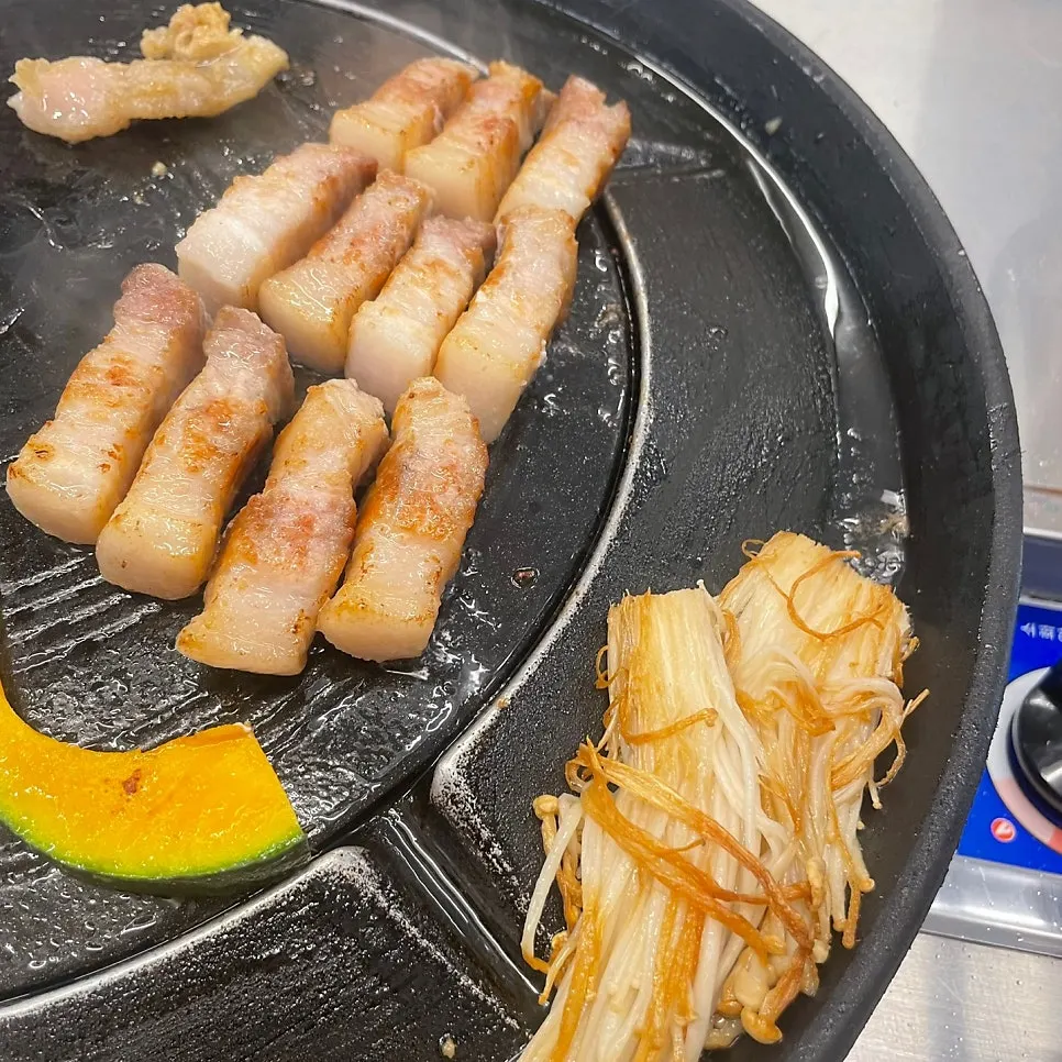 쌈채솥뚜껑삼겹살 상차림 마무리 사진