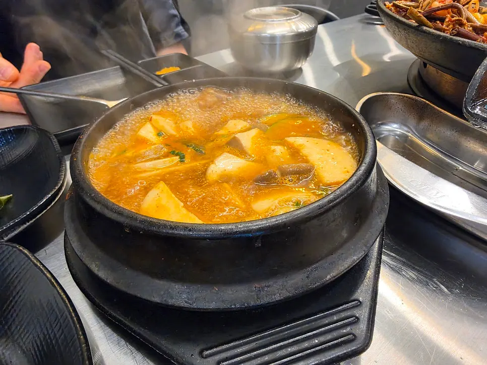 Doenjang jjigae and rice table setting