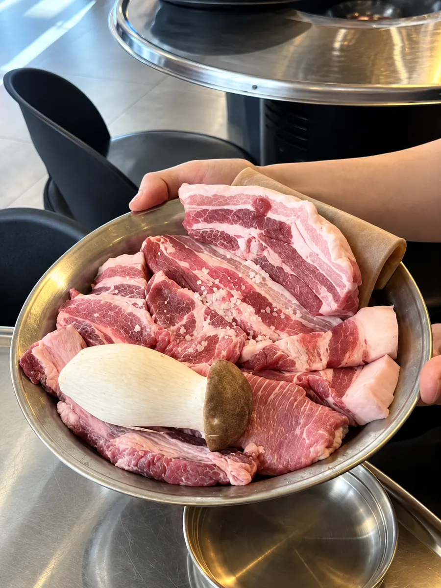 Raw pork one-geun 600g mixed set