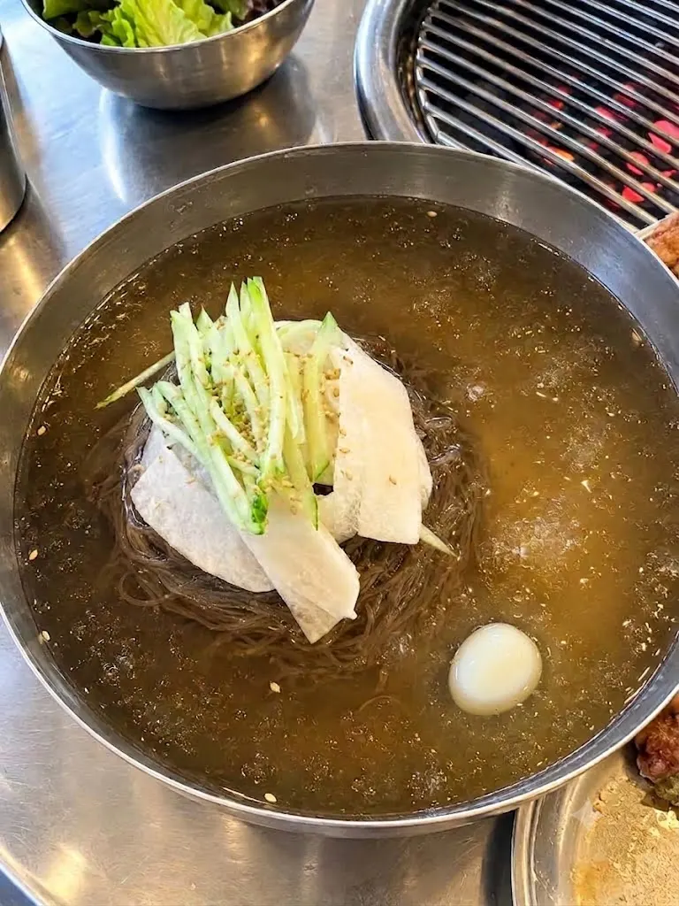 Gyeopdae dipped in soybean powder