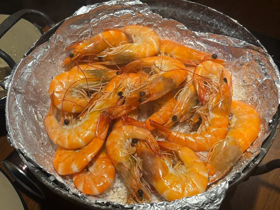 A plate of raw shrimp grilled, 600g
