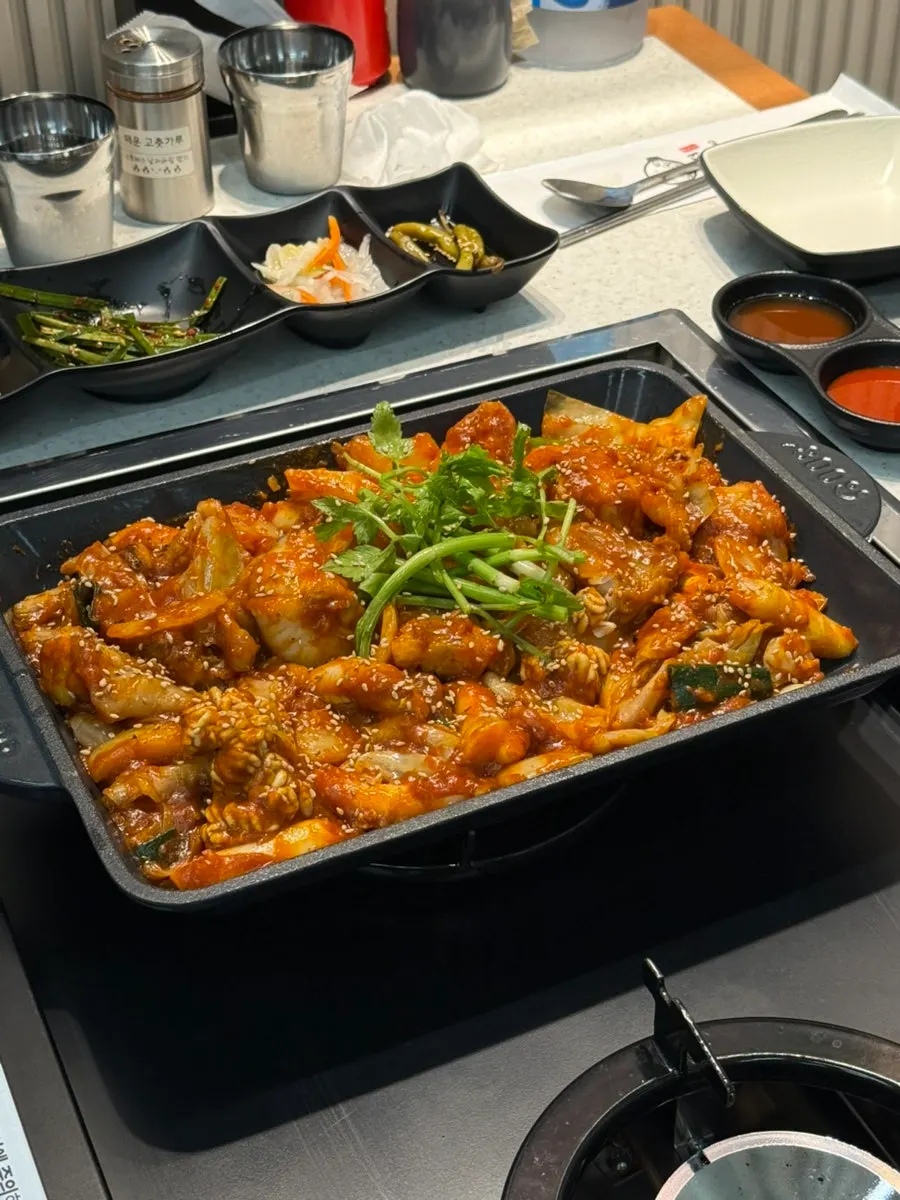 두 개 버너와 오징어 미역국 기본찬