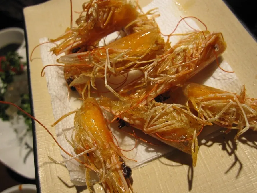 หัวกุ้งทอดเหลืองกรอบ