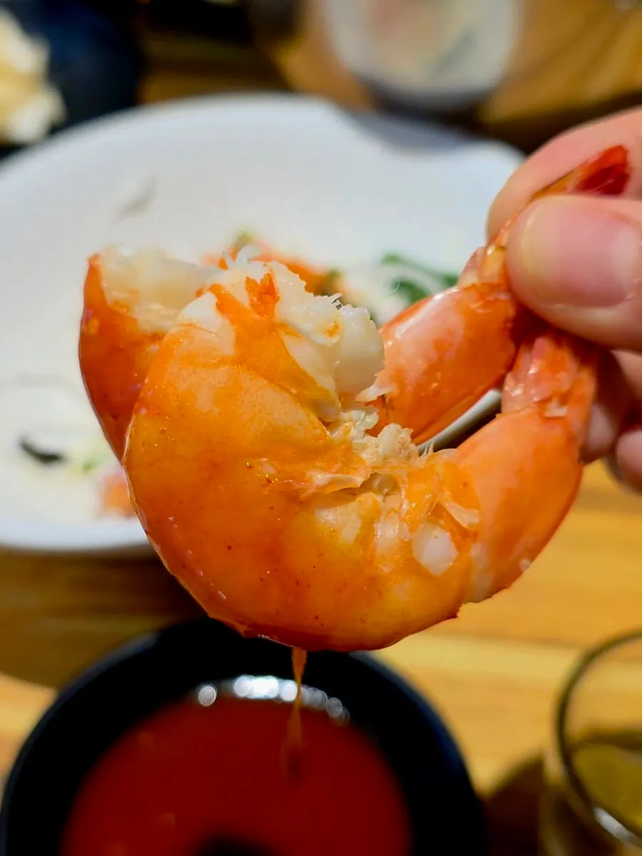 Peeled, springy shrimp meat