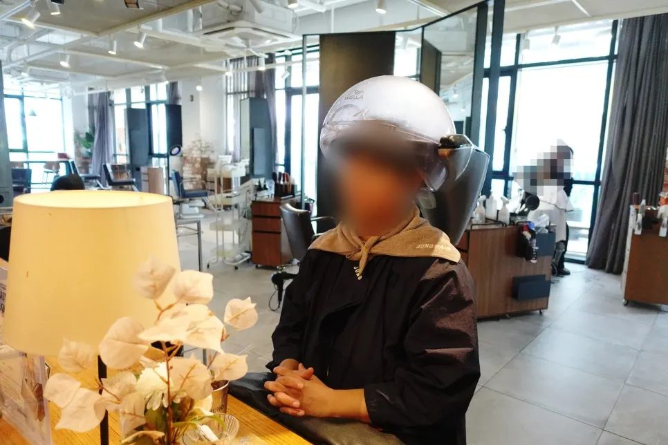 기기를 이용한 두피 스케일링 단계