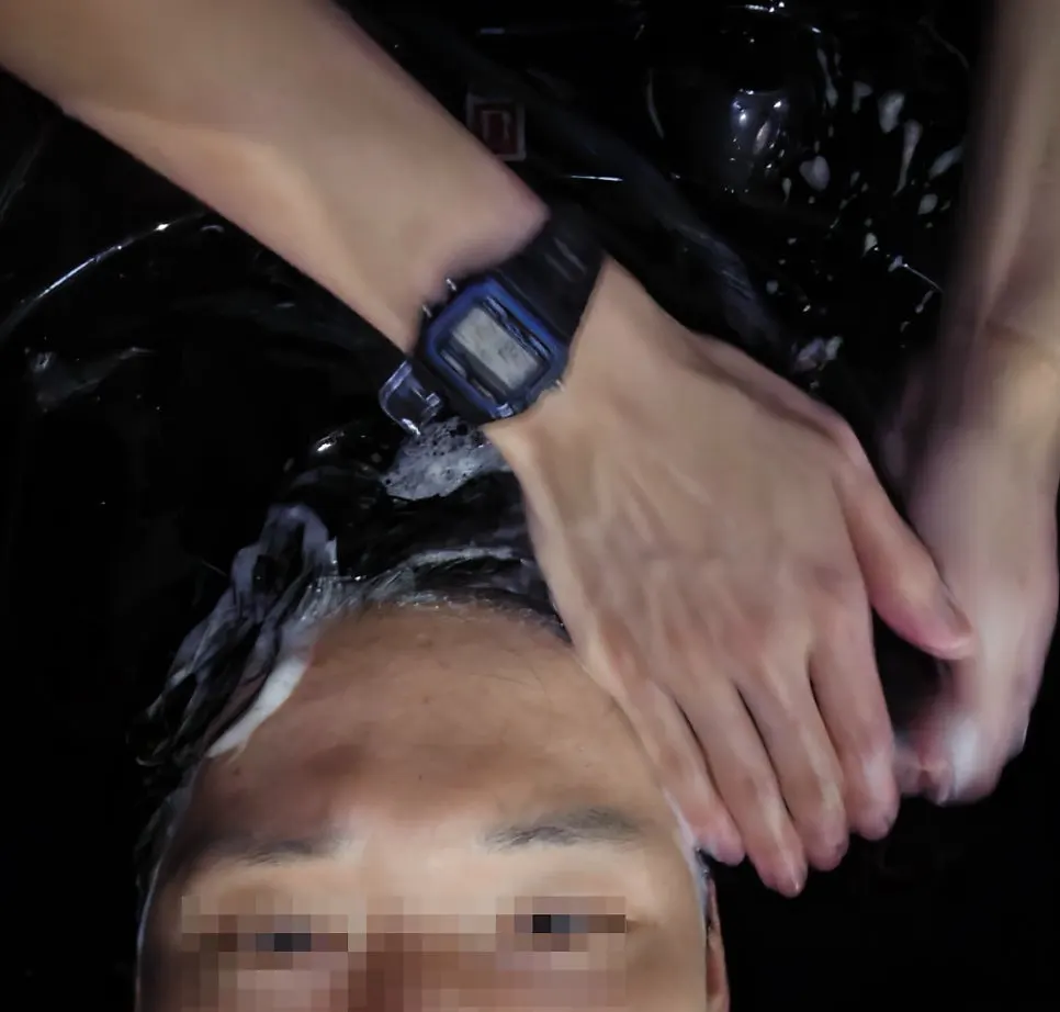 대기 중 제공된 음료