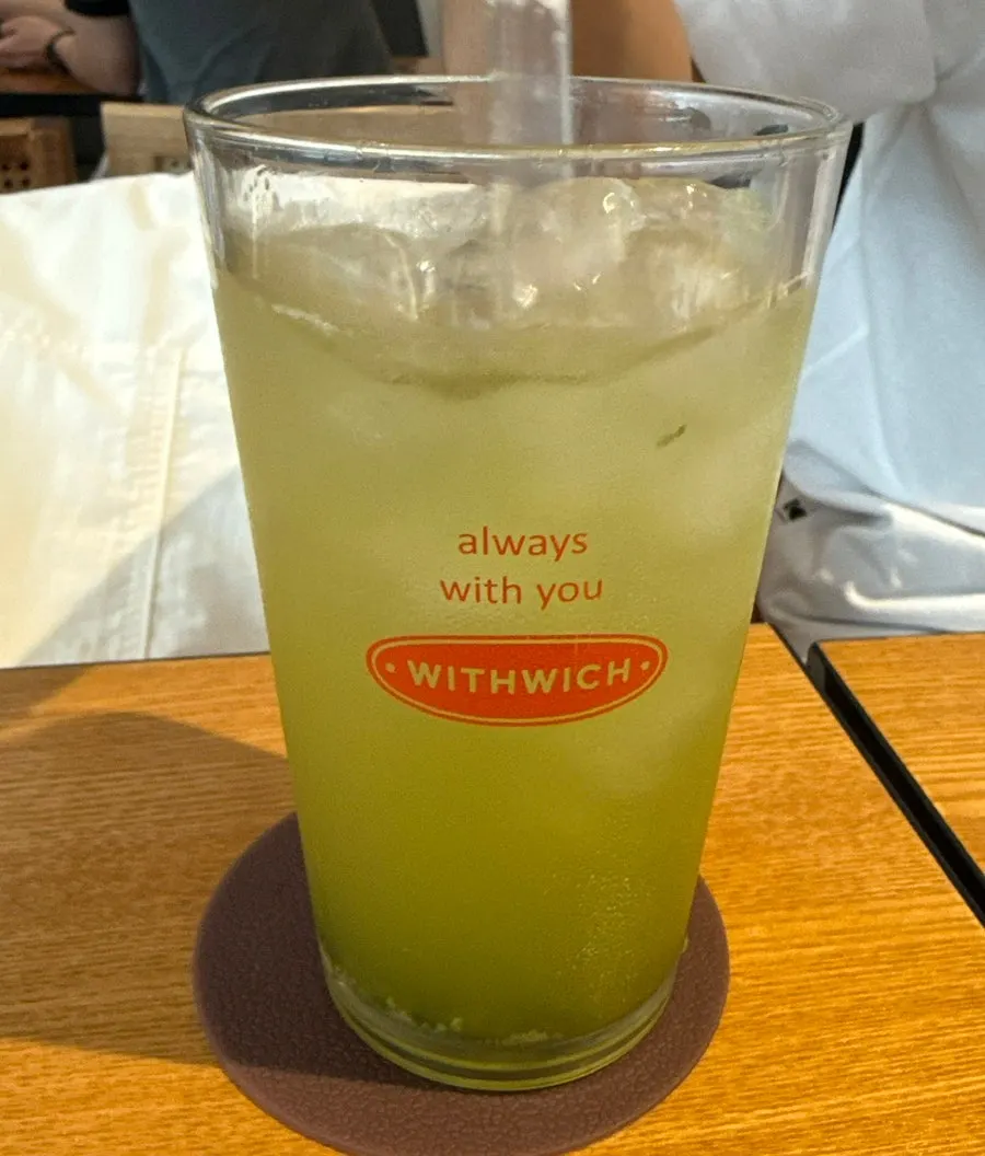 세트에 포함된 청포도에이드