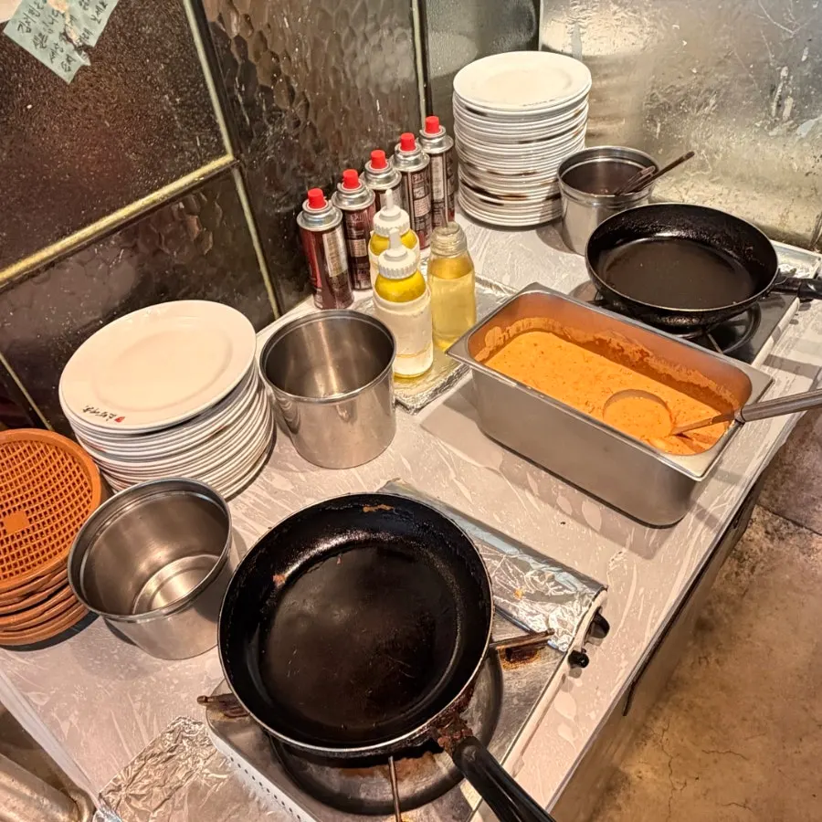 Noodles and side dishes prepared at the self-bar