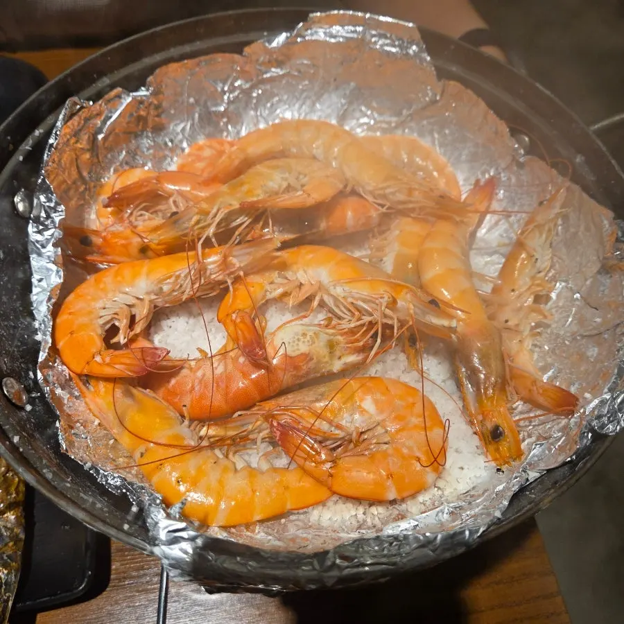 Shrimp meat peeled and ready to eat