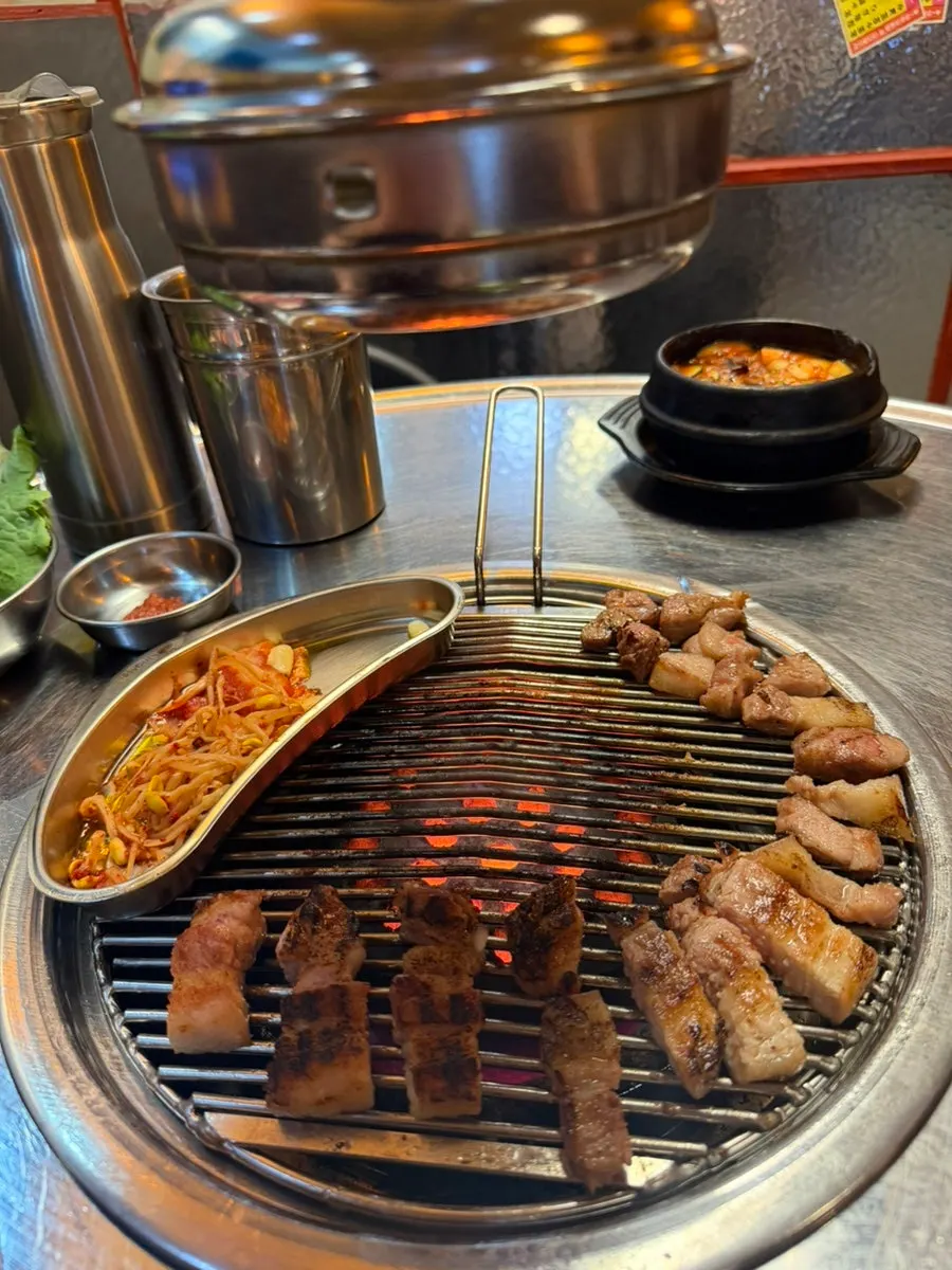 콜라와 펩시제로 등 음료 진열