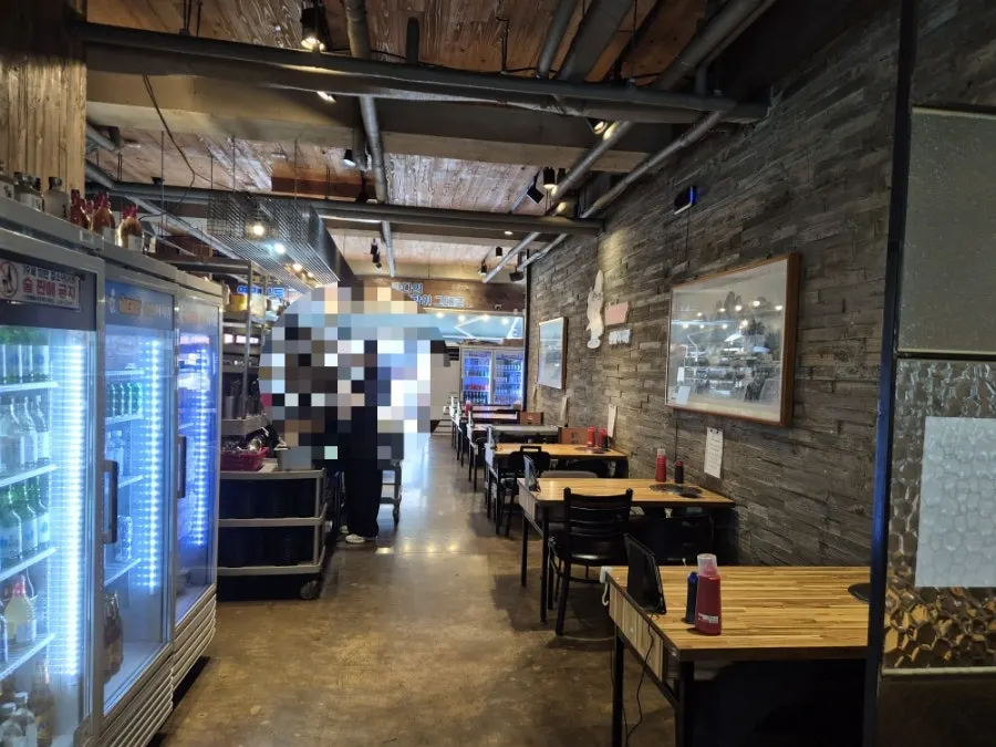 Exterior of Veteran General Fish Market Incheon Guwol Branch