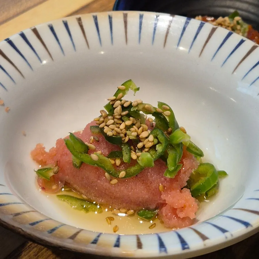 Plate of sashimi, 16 pieces for two