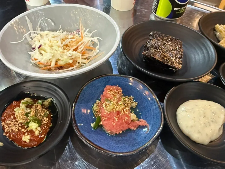 모둠회 상차림 반찬