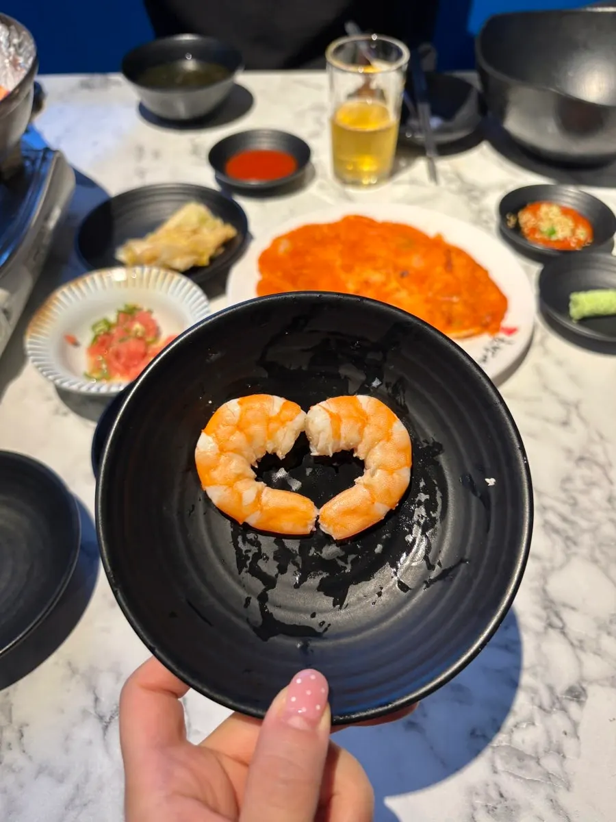 Neatly arranged peeled shrimp
