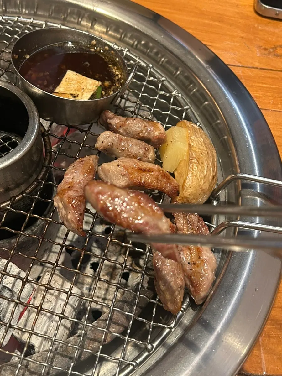 Moderately cooked jingalbisal